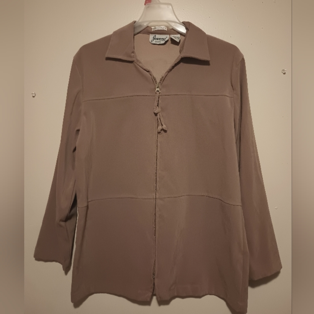 Jacket - Picture 2 of 7